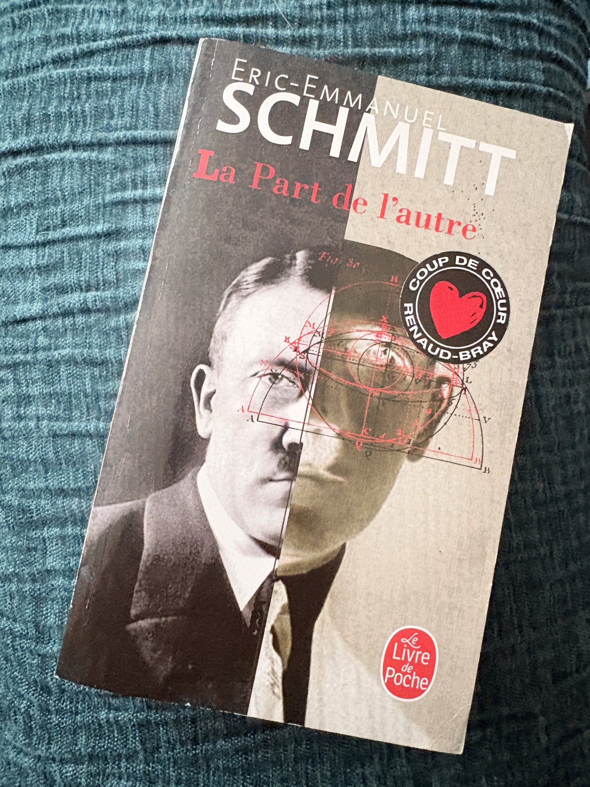 Le livre « La part de l'autre » de Eric-Emmanuel Schmitt, dans ma bibliothèque