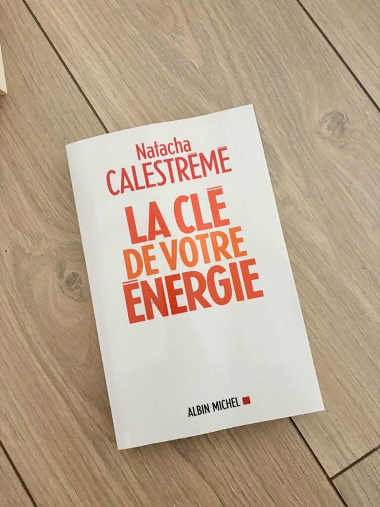 Le livre « La clé de votre énergie » de Natacha Calestrémé, dans ma bibliothèque